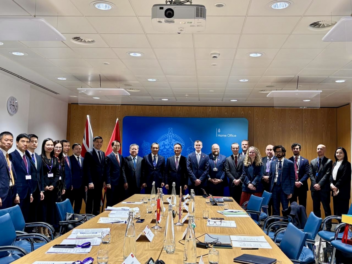 Vietnam and UK step up cooperation to curb illegal migration